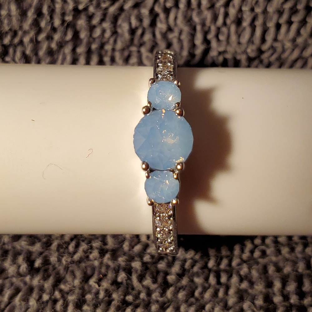 Ring, size 8